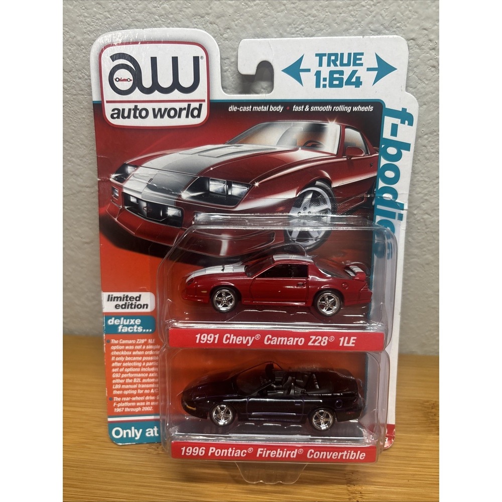 Auto World Target 1:64 2 Pack F-Bodies‎ '91 Chevy Camaro & '96 Pontiac Firebird